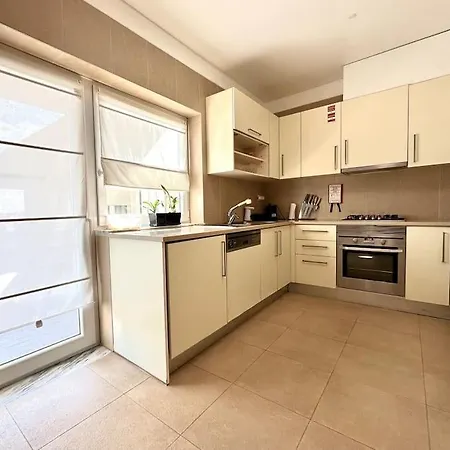 Sunrise Vista Mar & Surf Апартаменты Пениши