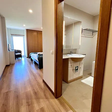 Апартаменты Sunrise Vista Mar & Surf Пениши